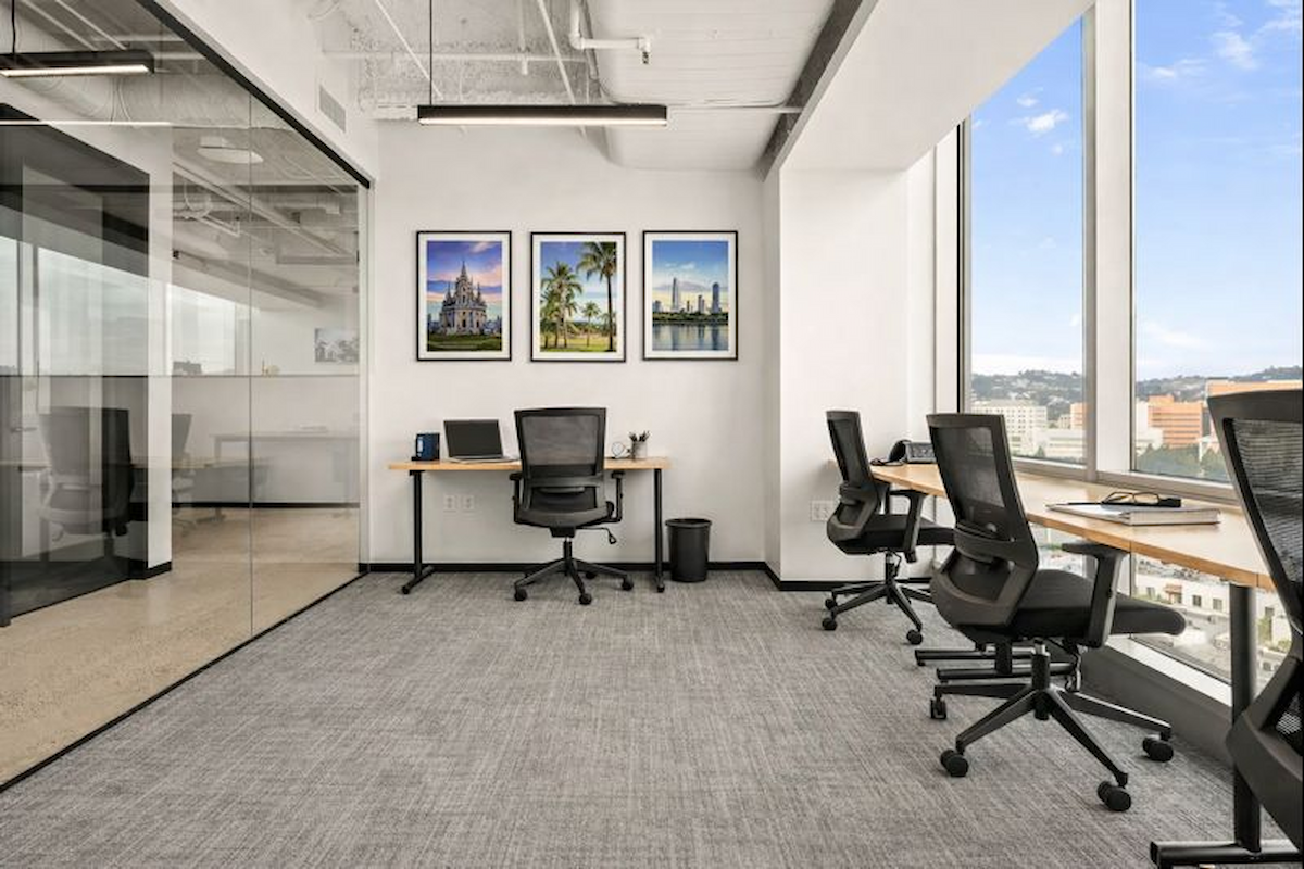 Commercial office building cleaning and janitorial services in Orlando, FL